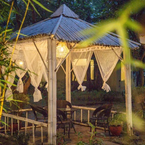 corbett-tusker-trail-resorts-4